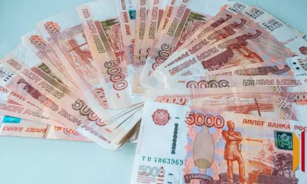 Под Воронежем пенсионер требует 100 тыс рублей от соседа, который его избил