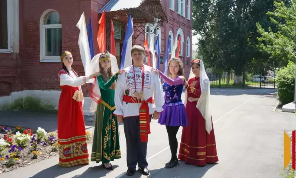 В Борисоглебской школе №5 реализуют проект &laquo;Театр дружбы и единства&raquo;