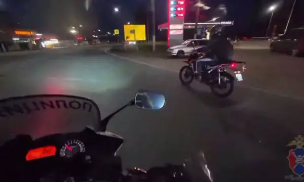 Полицейскую погоню за пьяным 17-летним подростком под Воронежем сняли на видео