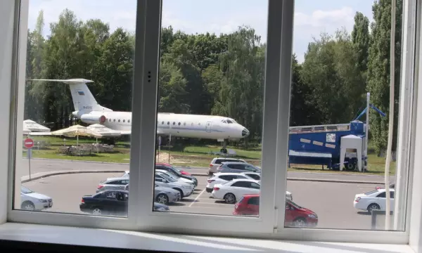 Главное за ночь. Зеленский пообещал Трампу сократить атаки на НПЗ, россиян стали чаще обворовывать в самолётах.