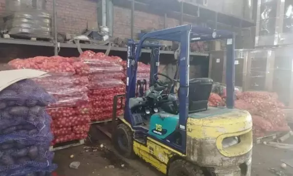 Стражи порядка нагрянули на воронежский склад