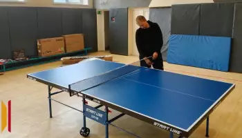 В Костенскую среднюю школу в Хохольском районе поступило новое спортивное оборудование