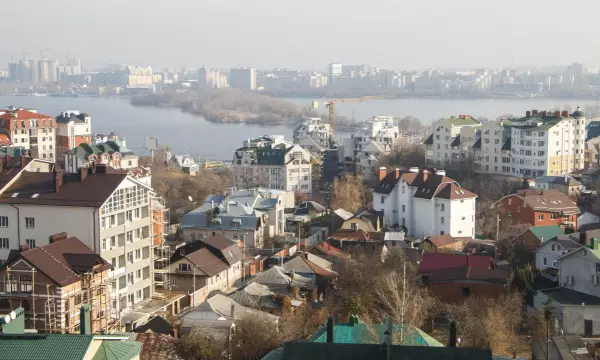 Провалившееся под землю авто и избиение тренера. Главные воронежские новости за пятницу, 30 октября