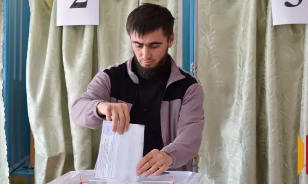 Ветеран СВО из грибановского села Верхний Карачан принял участие в выборах