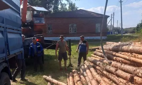 Воробьевские волонтеры заготовили стройматериалы для подразделения земляка &ndash; бойца СВО
