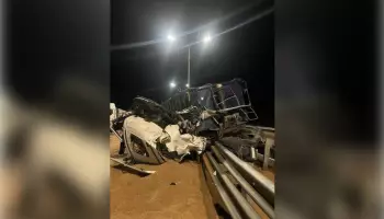 В Воронежской области грузовик врезался в стоящие на обочине тягачи: пострадал человек