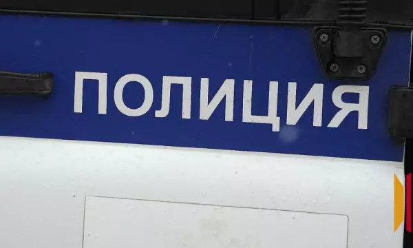 Полицейские задержали мужчину, который угнал у воронежца самосвал и попытался уехать на нем в Москву