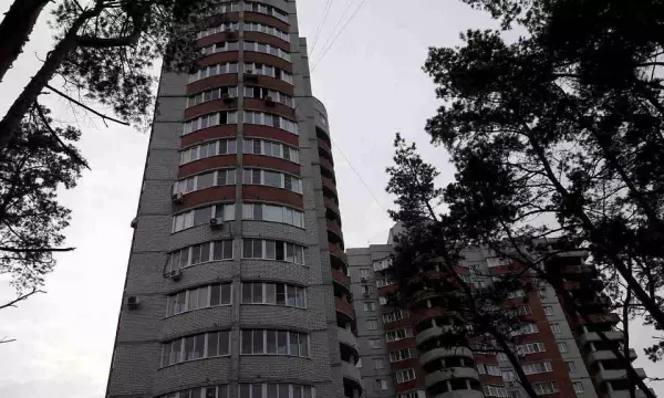 В Воронеже проводится проверка по факту гибели 83-летнего мужчины у многоэтажки