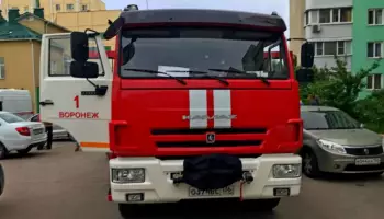 В Воронеже эвакуировали 17 человек из горевшего административно-офисного здания