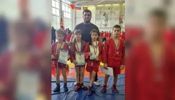 Таловские самбисты взяли 4 &laquo;золота&raquo; на домашнем турнире