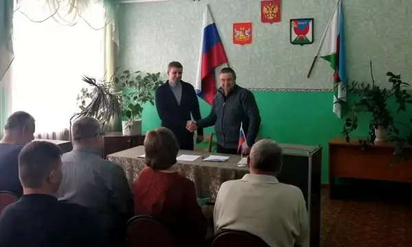 В Верхнемамонском районе избрали главу Дерезовского сельского поселения