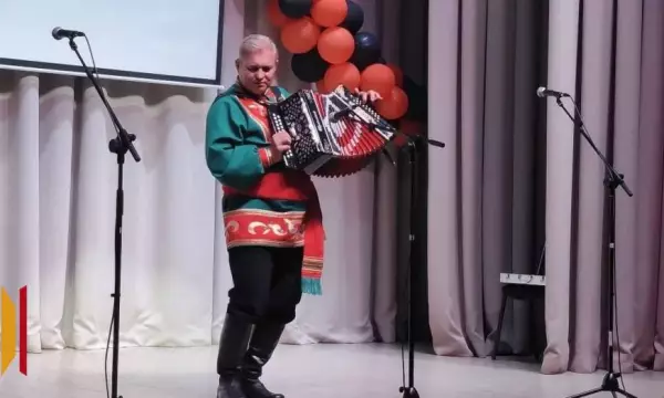 &laquo;Пока жива гармонь&raquo;: в Эртильском районе прошел праздник народной музыки