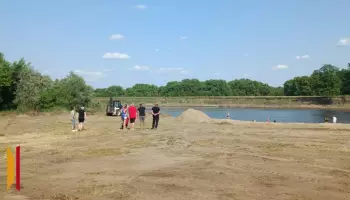 Жители Каменского района благоустроили место отдыха на реке Дон вблизи хутора Рождественский