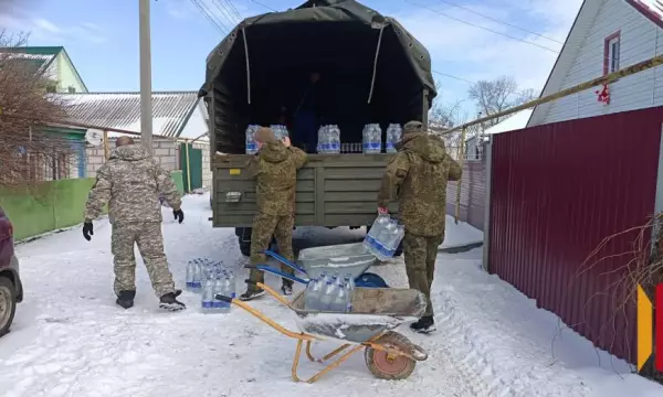 Верхнемамонские волонтеры отправили бойцам СВО 1,2 тыс бутылок с питьевой водой