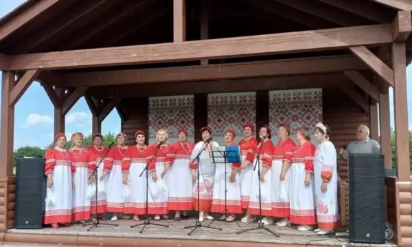 &laquo;Черный бриллиант земли&raquo;: в Панинском районе провели экофестиваль по проекту местной жительницы