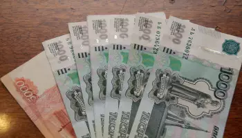 Кому в Воронеже готовы платить больше 250 тысяч рублей в сентябре