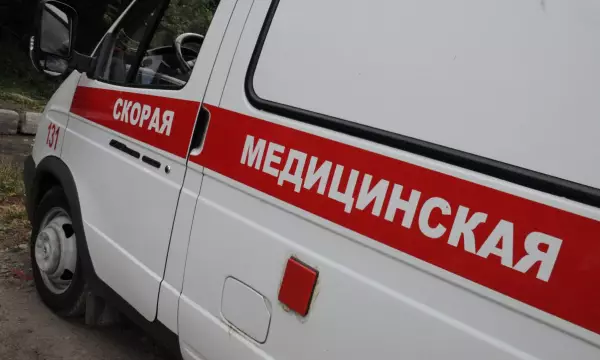 7-летней девочке оторвало палец на детской площадке в Воронеже