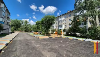 В Лисках двор многоквартирного дома благоустроили за 6 млн рублей