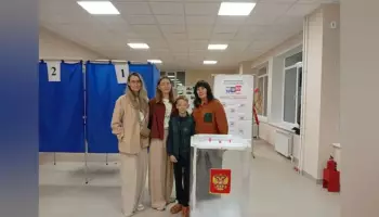 В верхнемамонском селе Лозовое на избирательный участок пришли 3 поколения одной семьи