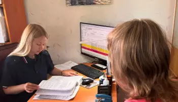 Мать-кукушка из Воронежской области задолжала своим детям миллион рублей