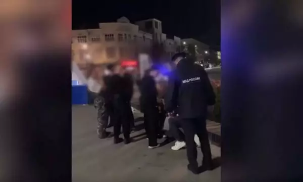 Полицейские задержали 15 пьяных подростков после рейдов в центре Воронежа