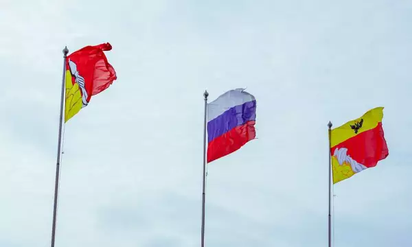 С Днём весны и труда поздравили горожан мэр Воронежа Сергей Петрин и спикер городской Думы Андрей Дьяченко