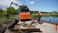 В Острогожском районе от мусора очистили реку Тихая Сосна