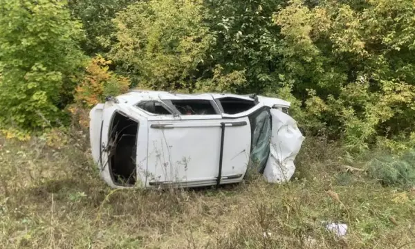 Под Воронежем &laquo;Лада Калина&raquo; вылетела в кювет и опрокинулась: погиб 37-летний водитель