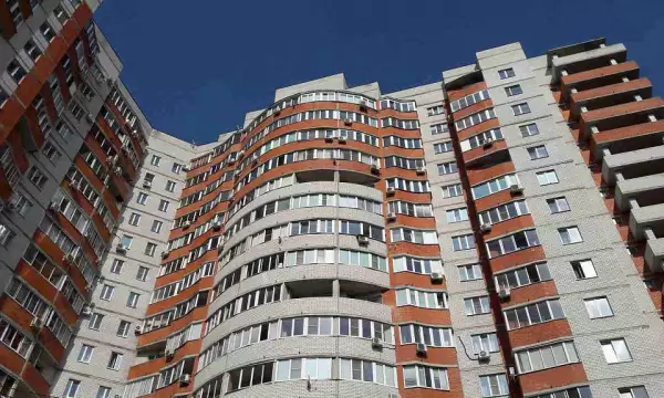 В Воронеже обнаружено тело выпавшего из окна человека