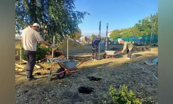 В парке нижнедевицкого села Першино установят 8 уличных тренажеров