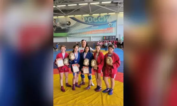 Таловские самбисты выиграли 5 бронзовых медалей на всероссийских соревнованиях