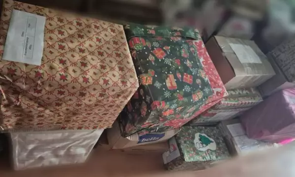 Грибановские школьники собрали новогодние подарки для участников СВО