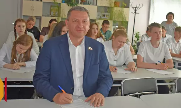Депутат Воронежской облдумы от партии &laquo;Единая Россия&raquo; Роман Володин поучаствовал в &laquo;Агродиктанте&raquo;