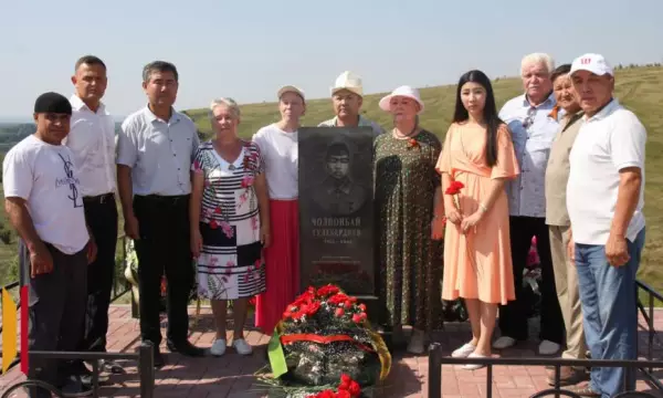 В Лискинском районе почтили память Героя СССР Чолпонбая Тулебердиева