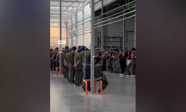 Под Воронежем полицейские устроили рейд на нелегальных мигрантов на стройках и торговых точках