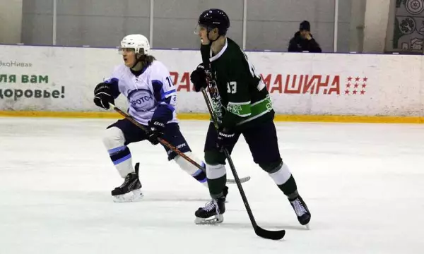 Хоккеисты из Боброва и Нововоронежа снова стартуют в молодёжном первенстве страны