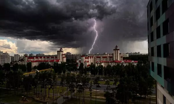 Грандиозная пробка и резкое похолодание. Главные новости Воронежа и области за 9 августа