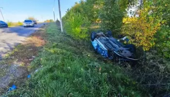 На воронежской трассе лоб в лоб столкнулись грузовик и KIA: погиб мужчина