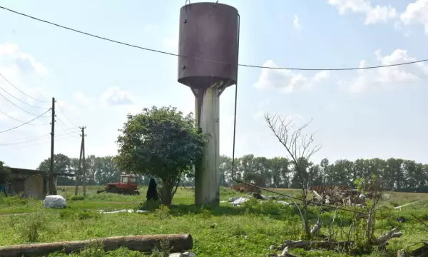 В воронежское село, больше месяца умиравшее от жажды, вернулась вода