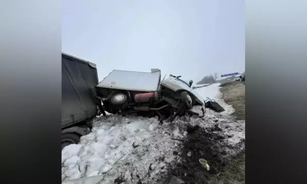 В Воронежской области в тройном ДТП погибло три человека