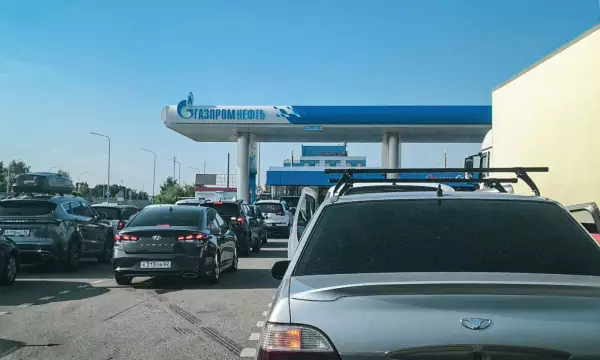 Может ли очередь на заправке стать уважительной причиной опоздания на работу?