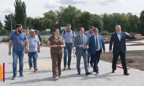 Вице-спикер Госдумы РФ Алексей Гордеев побывал с рабочим визитом в Бобровском районе Воронежской области
