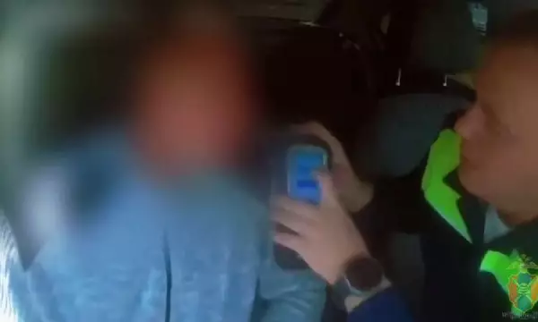 ГАИшники задержали пьяного скутериста, который попытался скрыться в воронежском лесу