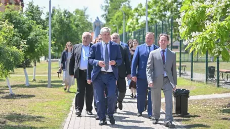 &laquo;Важно, что люди договорились с бизнесом&raquo;: на развитие Россошанского района Воронежской области направят около 200 млн рублей