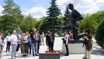 Иностранные эксперты воронежского форума &laquo;Антициклон-2026&raquo; возложили цветы к мемориалам Великой Отечественной войны