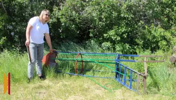 В новохоперском поселке Половцево разгромили детскую площадку
