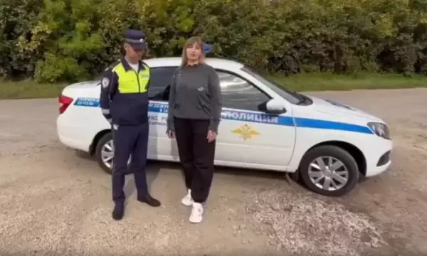 Воронежские полицейские помогли женщине-водителю отбуксировать до автосервиса сломавшуюся машину