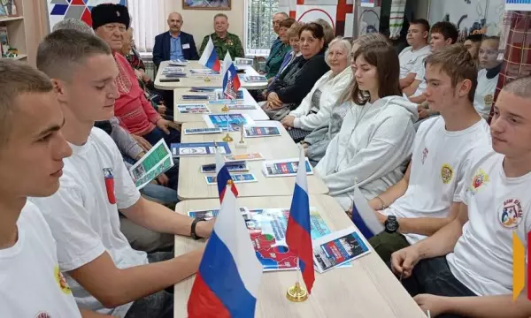 Кантемировцы провели телемост с представителями ЛНР