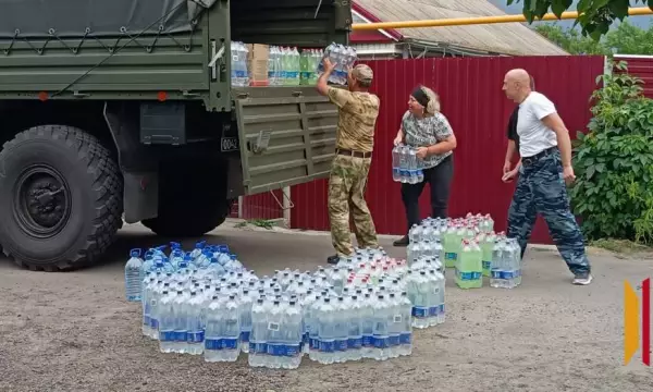 Волонтеры из Верхнемамонского района отправили на передовую более 2 тонн воды