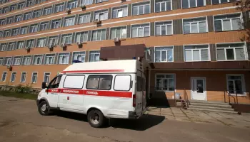 Главное за ночь. Крымский мост перекрыт для автомобилей, умерший в больнице Севастополя ребёнок не получал ухода в течение шести лет.